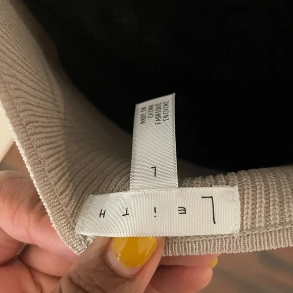 Sexy light weight knit spaghetti strap dress from Nordstrom - Picture 5 of 5